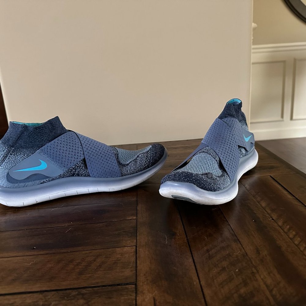 Nike Free RN Run Motion Flyknit